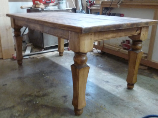 6ft table with turned tapered legs